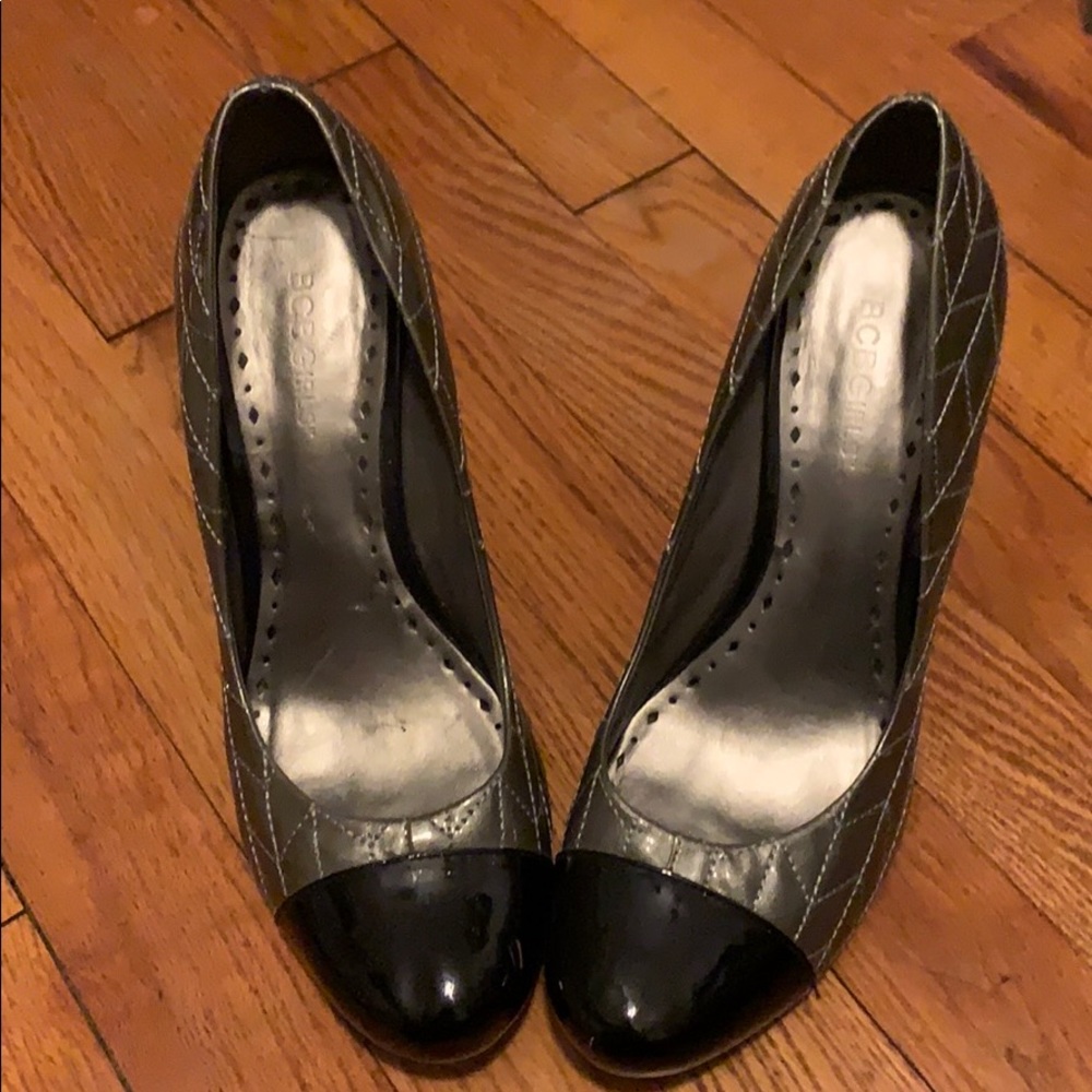 BCBGirls Metallic Gray & Black 4 inch Pumps/Heels